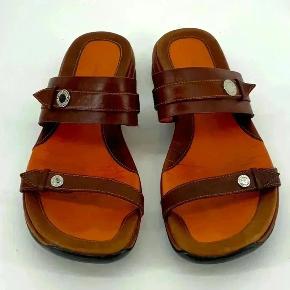 COLE HAAN LEATHER FLAT  SANDALS - Picture 2 of 5